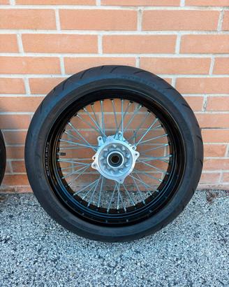 Coppia cerchi motard gommati CRF 450