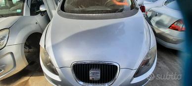 SEAT ALTEA XL 2010 - COFANO ANTERIORE