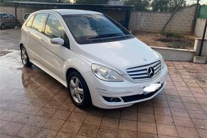 MERCEDES Classe B 200 Automatica