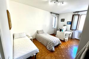 Stanza al duomo per ragazza in centro