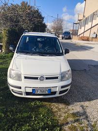 panda autocarro 4 posti