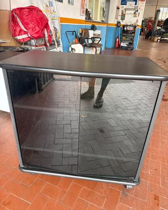 Mobile tele