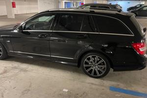 MERCEDES Classe C + Gancio traino