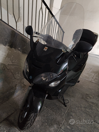 Piaggio X9 250 motore Honda