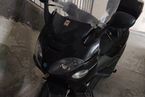 Piaggio X9 250 motore Honda