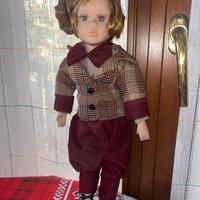 Bambola in porcellana da collezione 42cm