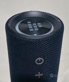Cassa bluetooth Tronsmart impermeabile e con LED