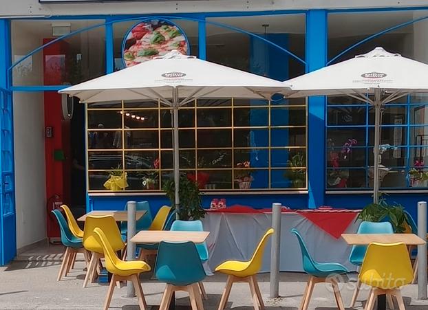 Pizzeria paninoteca in zona di alto passaggio