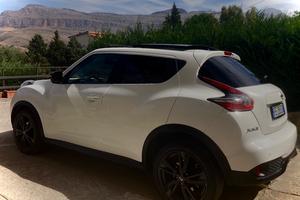 Suv Nissan juke white edition