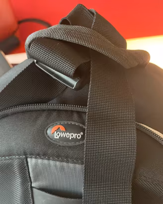 Borsa a tracolla per macchina fotografica