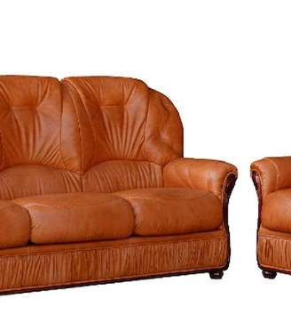 divano tre posti in pelle vintage e due poltrone