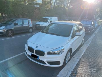 BMW Serie 2 A.T. (F45) - 2016