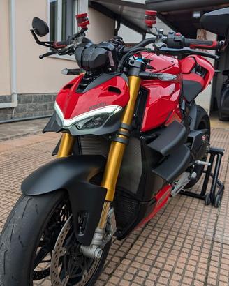 Ducati Streetfighter V4S 2024