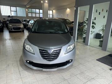 Lancia Ypsilon 0.9 TwinAir 85 CV 5 porte S&S Plati