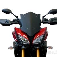 Cupolino sportivo Fabbri nero satinato mt09 tracer