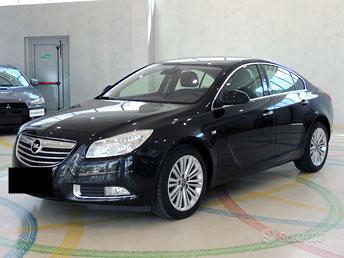 OPEL INSIGNIA COSMO 2.0 CDTI – 5.000 € – RAGUSA