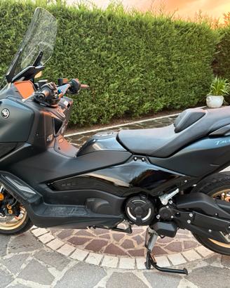 T Max 560 Tech Max 07/2023 1800km!!