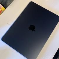 MacBook Air M2 16 GB - Mezzanotte