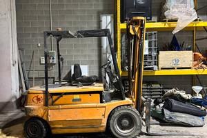 Muletto Still da sistemare