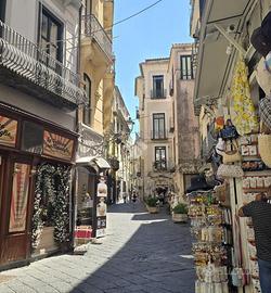2 LOCALI A SALERNO