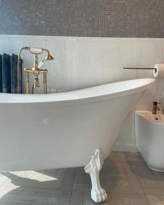 Vasca da bagno Retro' piccola con piedini in stile