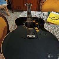 chitarra acustica jumbo Suzuki 