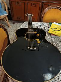 chitarra acustica jumbo Suzuki 