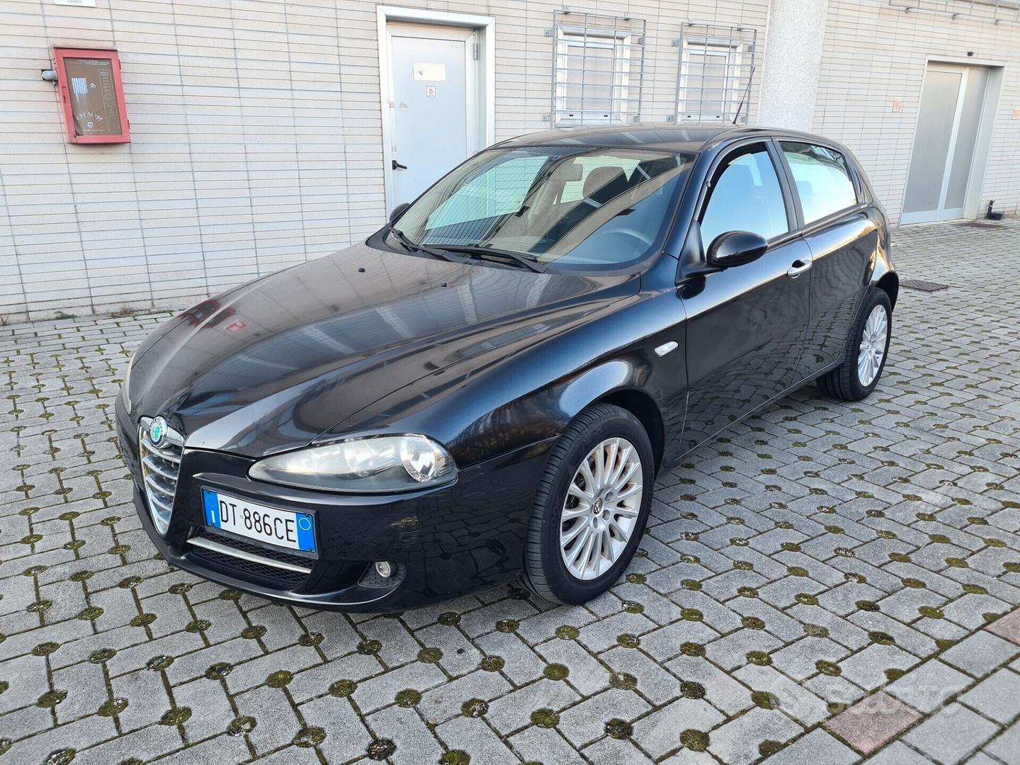 Subito - I.D.CAR - Alfa Romeo 147 1.6 16V TS (105) 93.000 Km - Auto In  vendita a Como