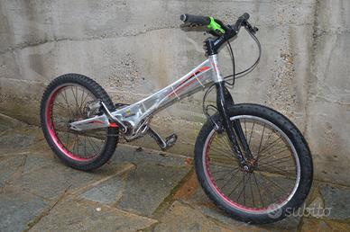 BIKE  TRIAL MONTY 20"