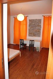 Stanza singola in appartamento - studentessa