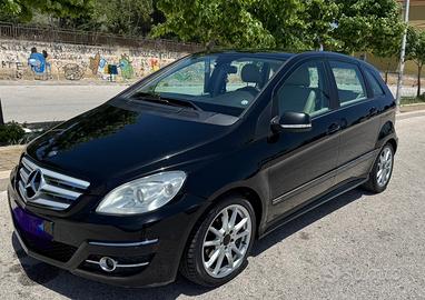 Mercedes classe b linea premium