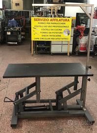 Banco di lavoro tolettatura animali