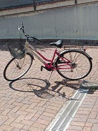 Bici da donna, 28 ", cambio, cestino e portapacchi