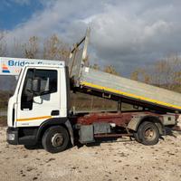 Iveco Eurocargo 75c15 ribaltabile trilaterale