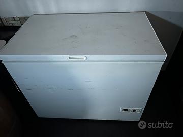 Congelatore a Pozzetto Smeg