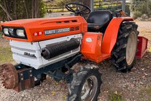 Trattore Kubota 27 cv