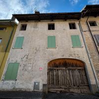 Casolare rustico abitabile con terreno