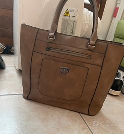 2 Borse NUOVE MAI usate