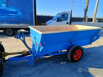 Trattore carrello vendemmia ribaltabile trilateral