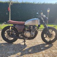 Suzuki GS500 CUSTOM SCRAMBLER ASI