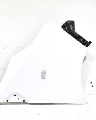 PARAFANGO ANTERIORE DESTRO RENAULT Trafic Furgonat