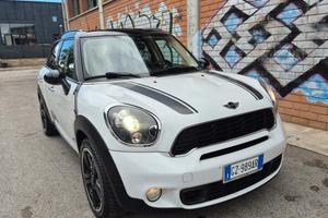 MINI COUNTRYMAN 4x4