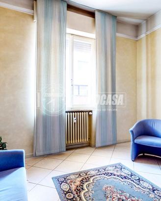 Quadrilocale con due bagni e posto auto