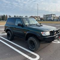 Nissan patro gr 61