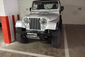Jeep cj7