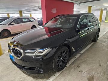 BMW 520 520d *TOURING*TETTO APRIBILE*190CV*AUTO*