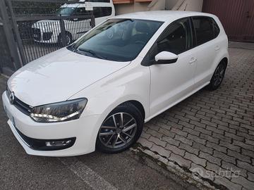 VOLKSWAGEN POLO 2011 1.2DIESEL OK X NEOPATENTATI B