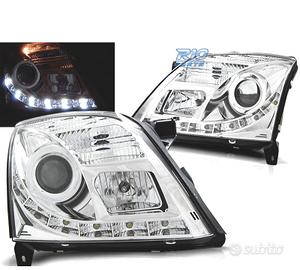 FARI PER OPEL VECTRA C 02-05 LUCE DIURNA A LED CRO