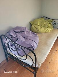 letto/divano singolo in ferro 