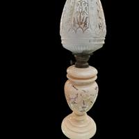 Lume a petrolio primi 900' in vetro opalino